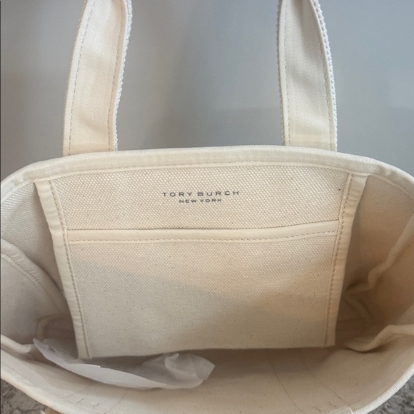 Tory Burch Cream Canvas Tote Bag brand new with tags! Logo on front - Picture 3 of 5